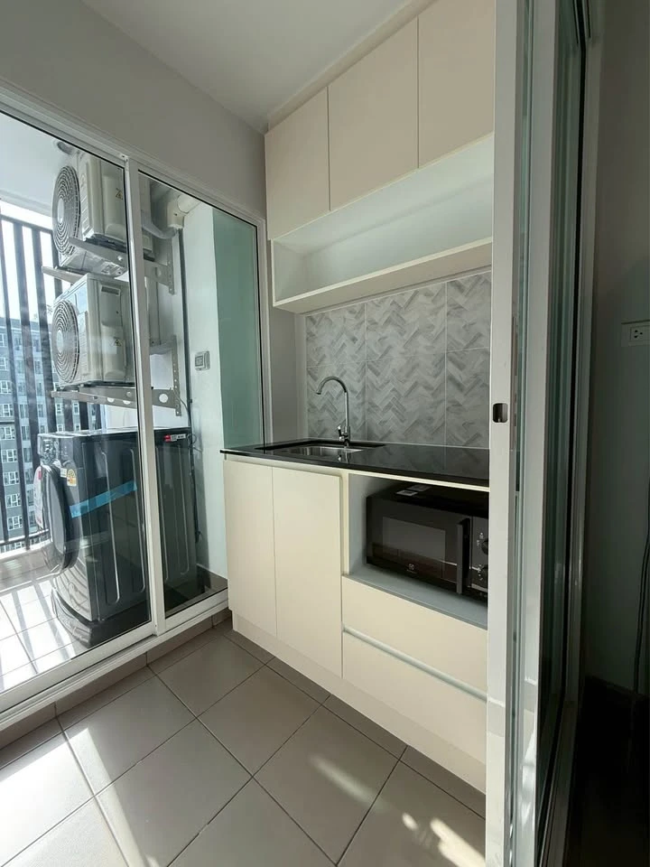 ให้เช่า Regent Home Bangna ห้องพร้อมอยู่ ชั้นสูง รีบจองเลย เฟอร์พร้อม