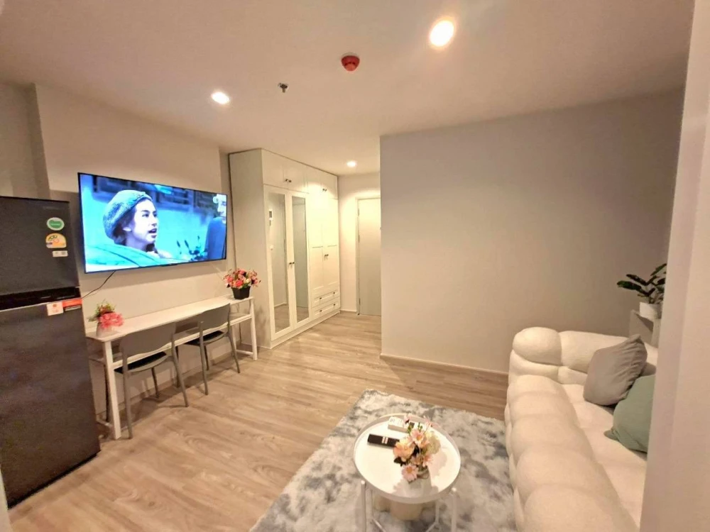 Regent Home Bangna for rent. Beautiful rooms with complete amenities. Book now!