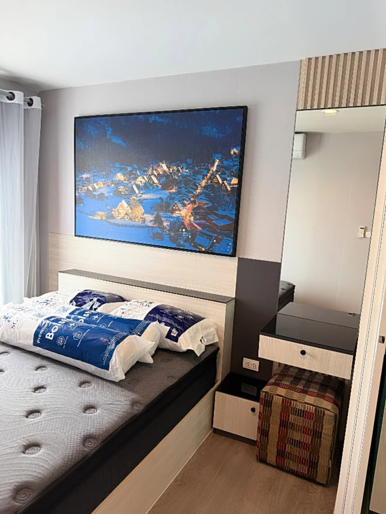 For Rent: Regent Home Bangna. A private corner unit featuring full built-in furnishings throughout—this is an opportunity you won't want to miss.