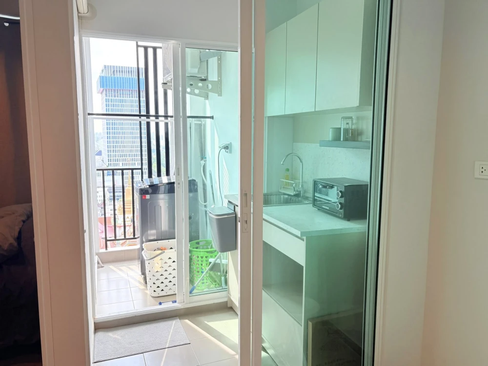 For rent: Regent Home Bangna, corner unit offering privacy and unobstructed view. Fully furnished, ready to move in.