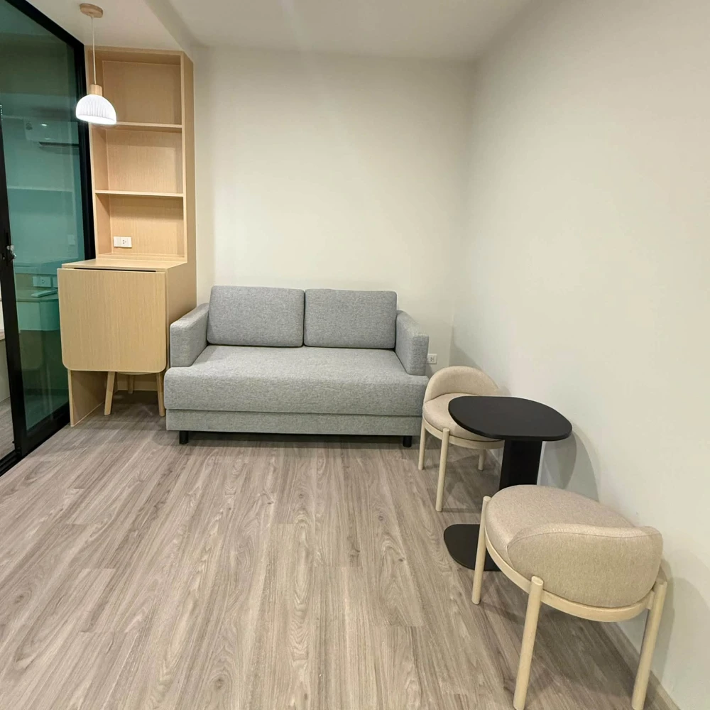 Studio apartment for rent at Regent Home Bangna. Fully furnished with appliances. Book now!