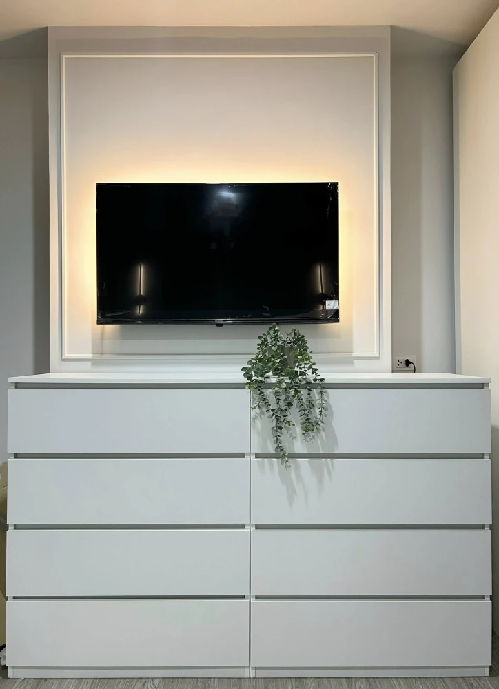 For rent: Regent Home Bangna, a rare room with a pool view, beautifully decorated in bright white and gray tones, very pleasing to the eye. Don't miss