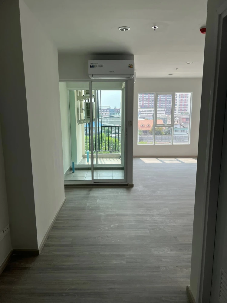 For rent: Regent Home Bangna, empty room, comes with a very good price. Let me tell you, you definitely can't miss it.