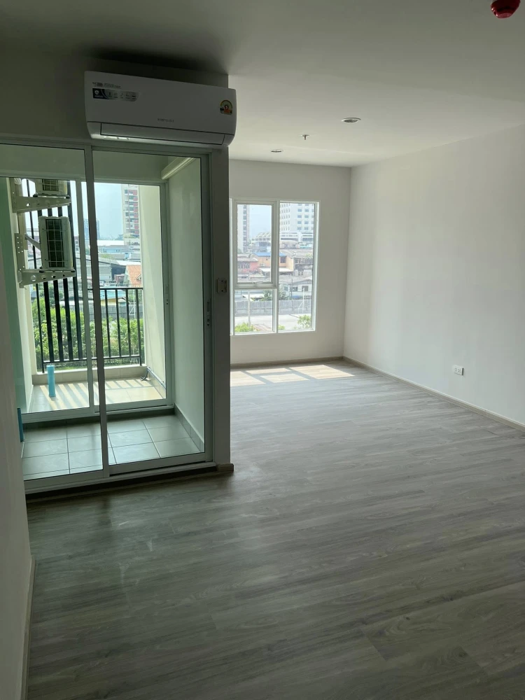 For rent: Regent Home Bangna, empty room, comes with a very good price. Let me tell you, you definitely can't miss it.
