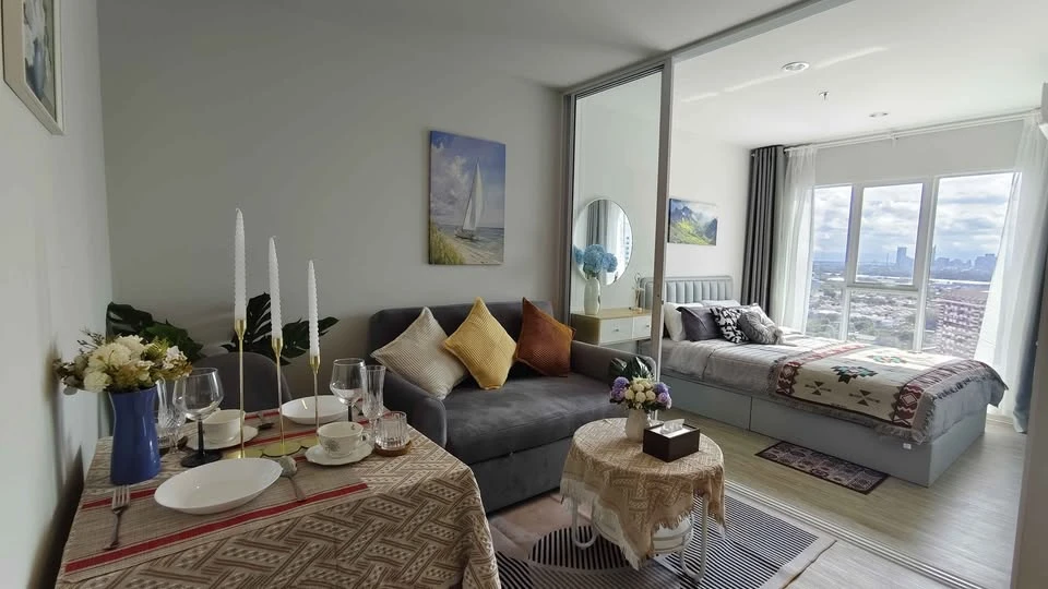 For rent: Regent Home Bangna, beautifully decorated room with complete amenities. Just bring your suitcase and move in!