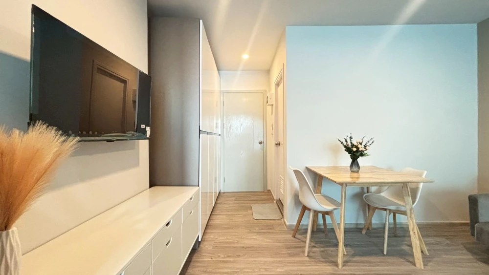 ให้เช่า Regent Home Bangna ห้องแต่งสวยคุมโทน มาพร้อมเฟอร์และสิ่งอำนวยความสะดวกครบครัน รีบจองเลยจ้า