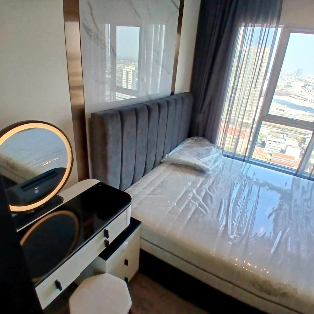 For rent: Regent Home Bangna, beautifully decorated unit with full furnishings, great location, convenient transportation. Don't miss out!