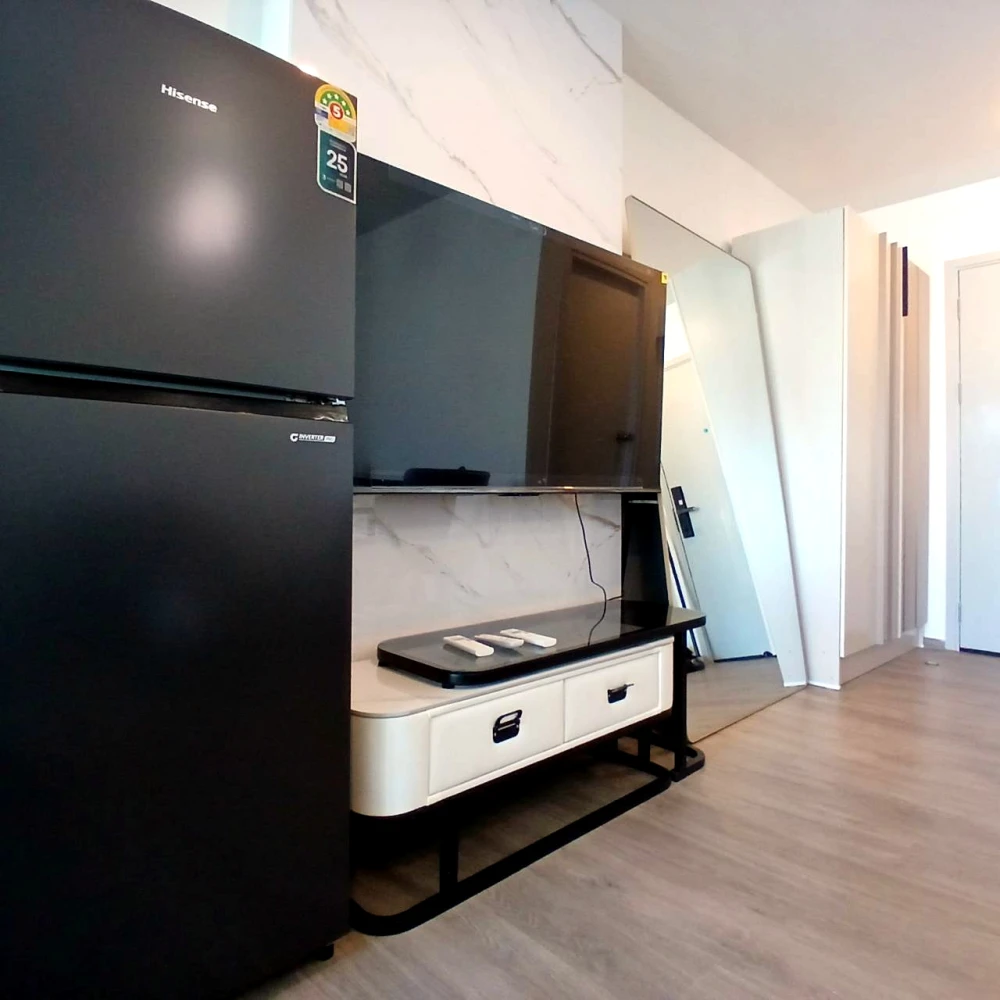For rent: Regent Home Bangna, beautifully decorated unit with full furnishings, great location, convenient transportation. Don't miss out!