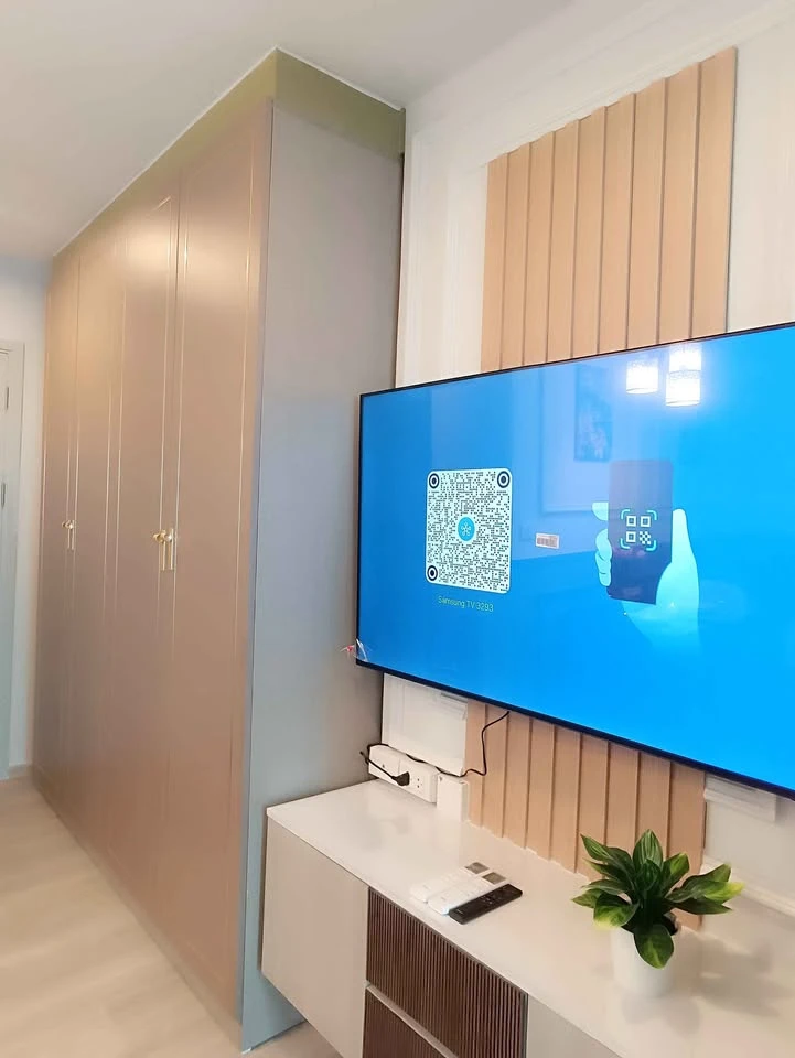 For rent: Regent Home Bangna. Beautifully decorated minimalist-style room with high-quality built-in furniture. Book now!