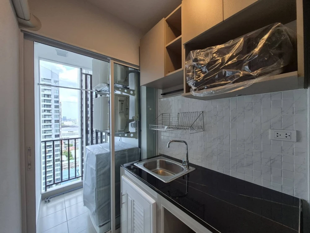 For rent: Regent Home Bangna. Beautifully decorated and fully furnished. Don't miss out!