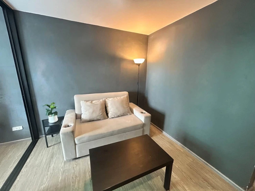 For Rent: Regent Home Bangson 28. Beautiful unit with a view of the Chao Phraya River. Fully furnished and ready to move in—don't miss out!