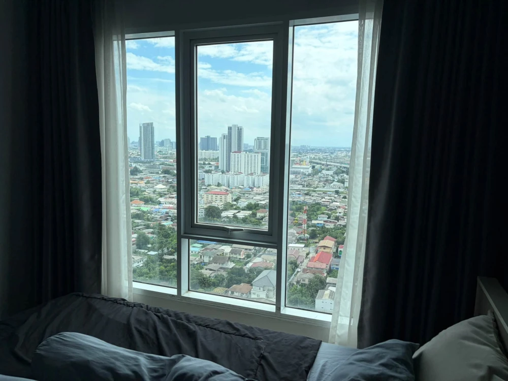 For Rent: Regent Home Bangson 28. Beautiful unit with a view of the Chao Phraya River. Fully furnished and ready to move in—don't miss out!