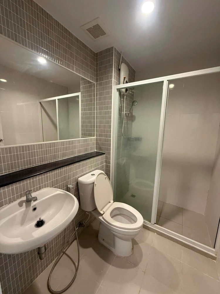For Rent: Regent Home Bangson 28. Beautiful unit with a view of the Chao Phraya River. Fully furnished and ready to move in—don't miss out!