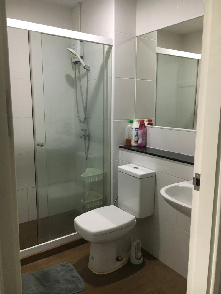 For rent: Regent Home Bangson, 18th floor, fully furnished, very livable. Interested? Book now!