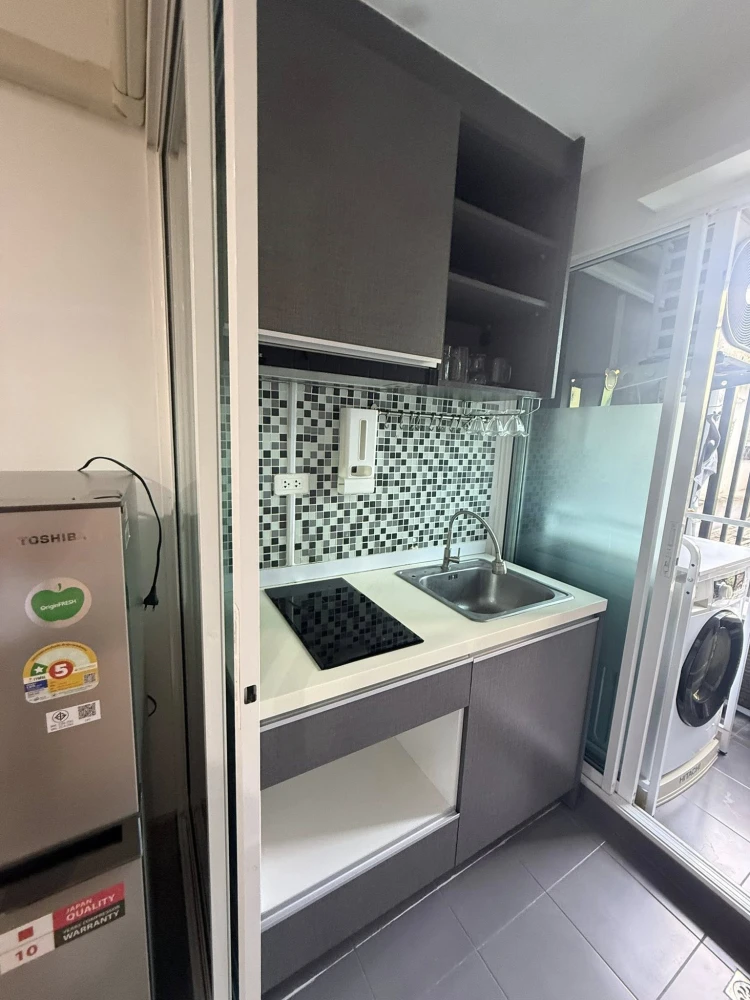 For rent: Regent Home Sukhumvit 97/1, 1 bedroom, 1 bathroom, built-in headboard, fully furnished, book now.