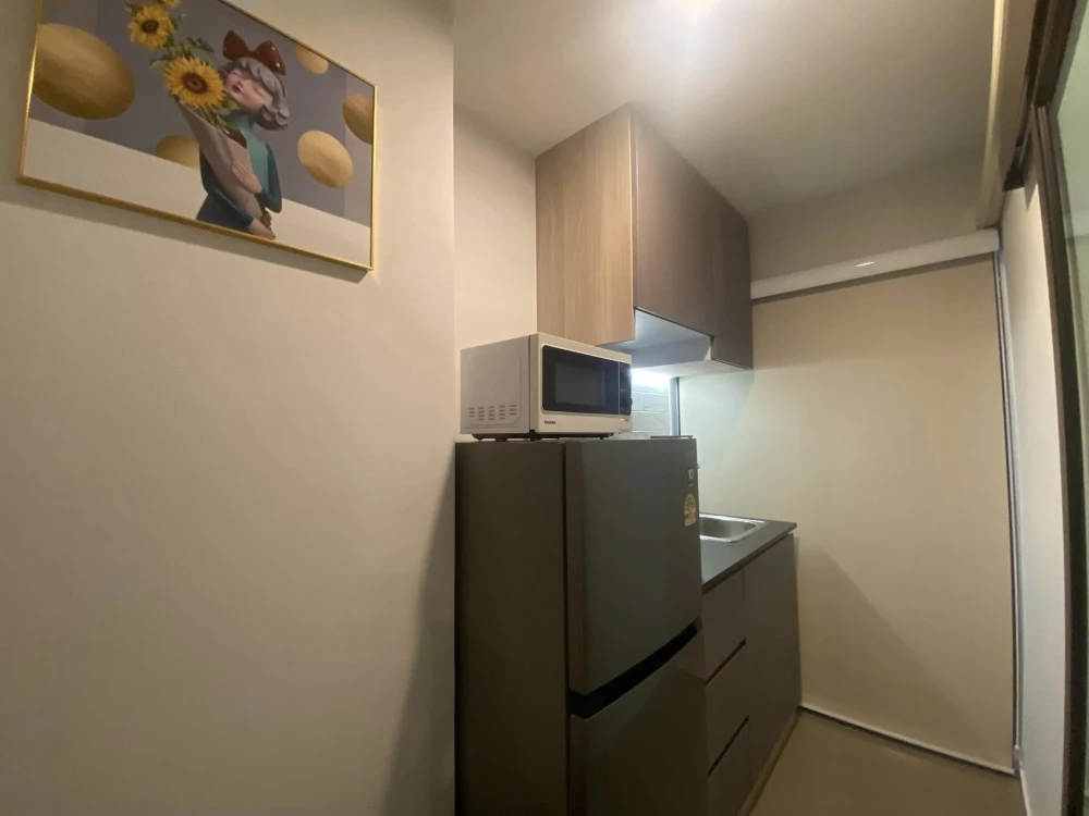 For rent: Regent Home Wuttakat, 16th floor, pool view, fully furnished, very livable. Book now!