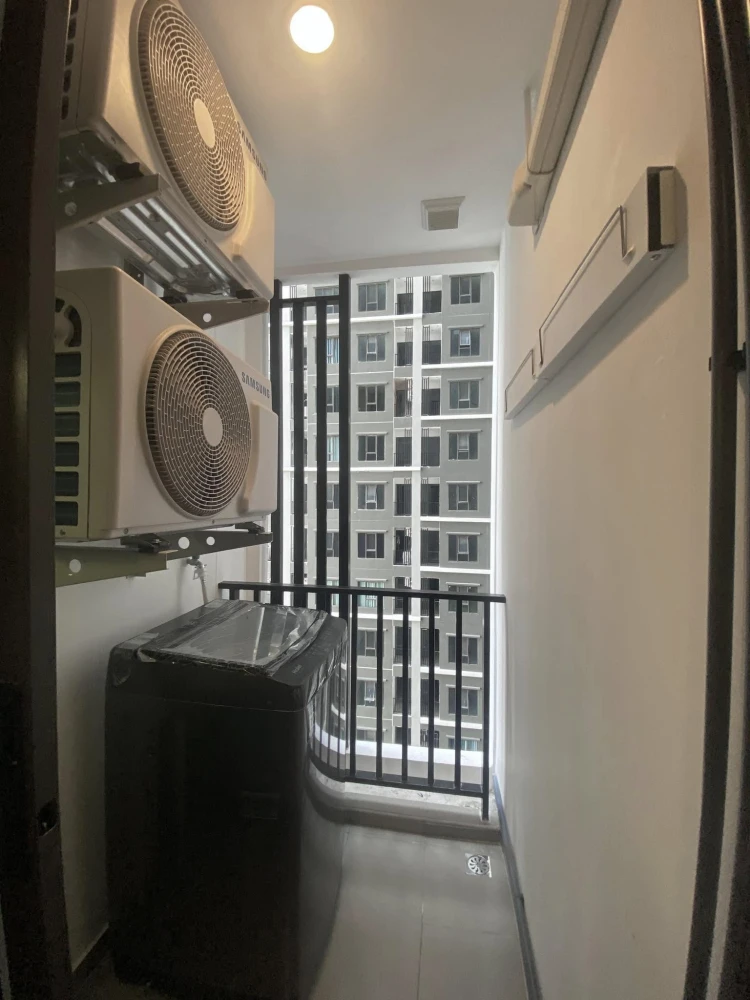 For rent: Regent Home Wuttakat, 16th floor, pool view, fully furnished, very livable. Book now!