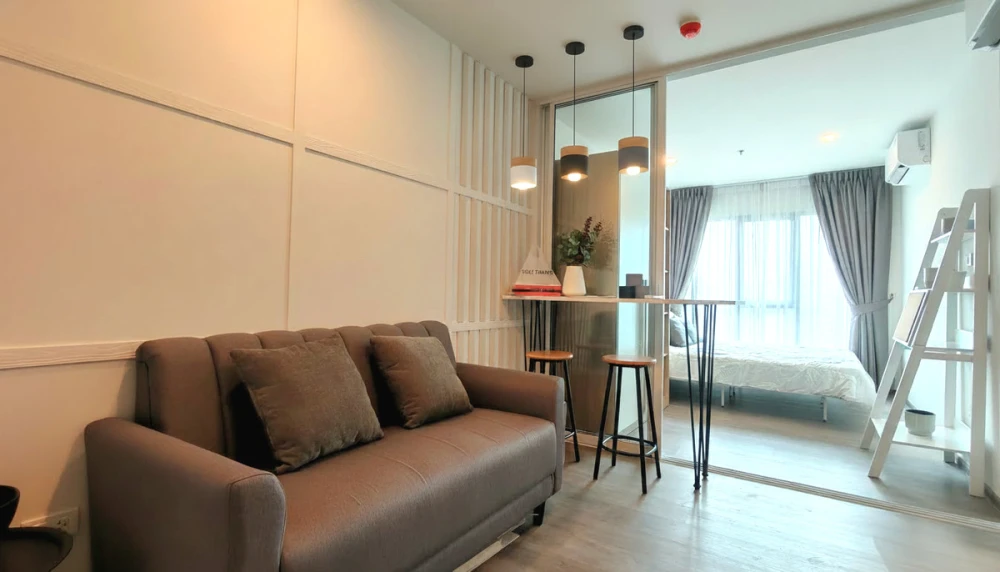 For rent: Regent Home Wuttakat, 19th floor. High floor, unobstructed view, fully furnished. Book now!