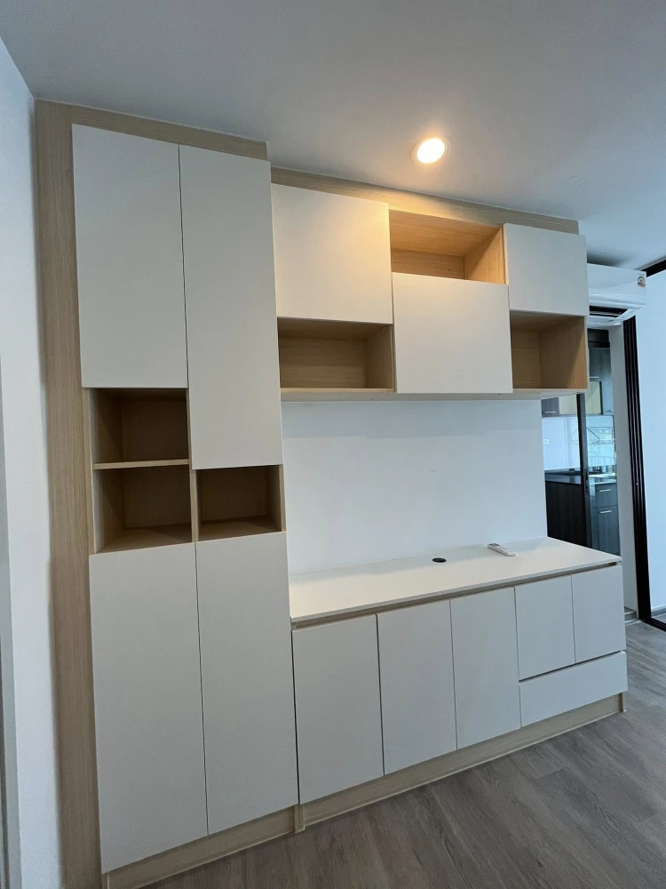 For rent: Regent Home Wuttakat, 28th floor. High floor, great view, fully furnished, very livable. Book now! (Quickly!)