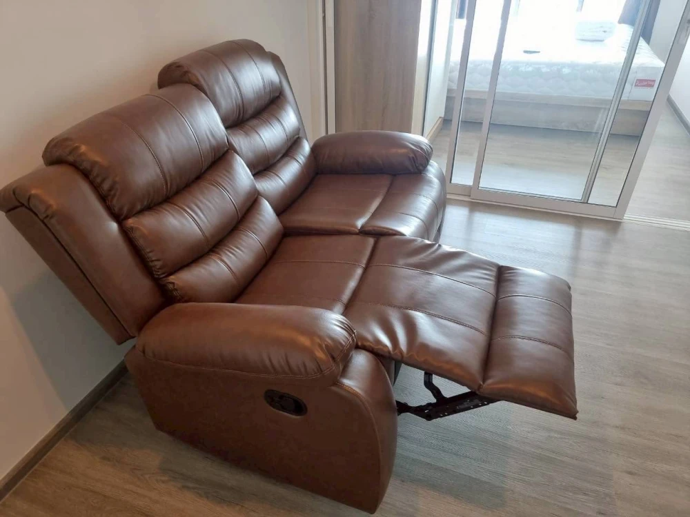 For rent: Regent Home Wuttakat, 18th floor unit. Fully furnished with complete amenities and unobstructed view. Book now!