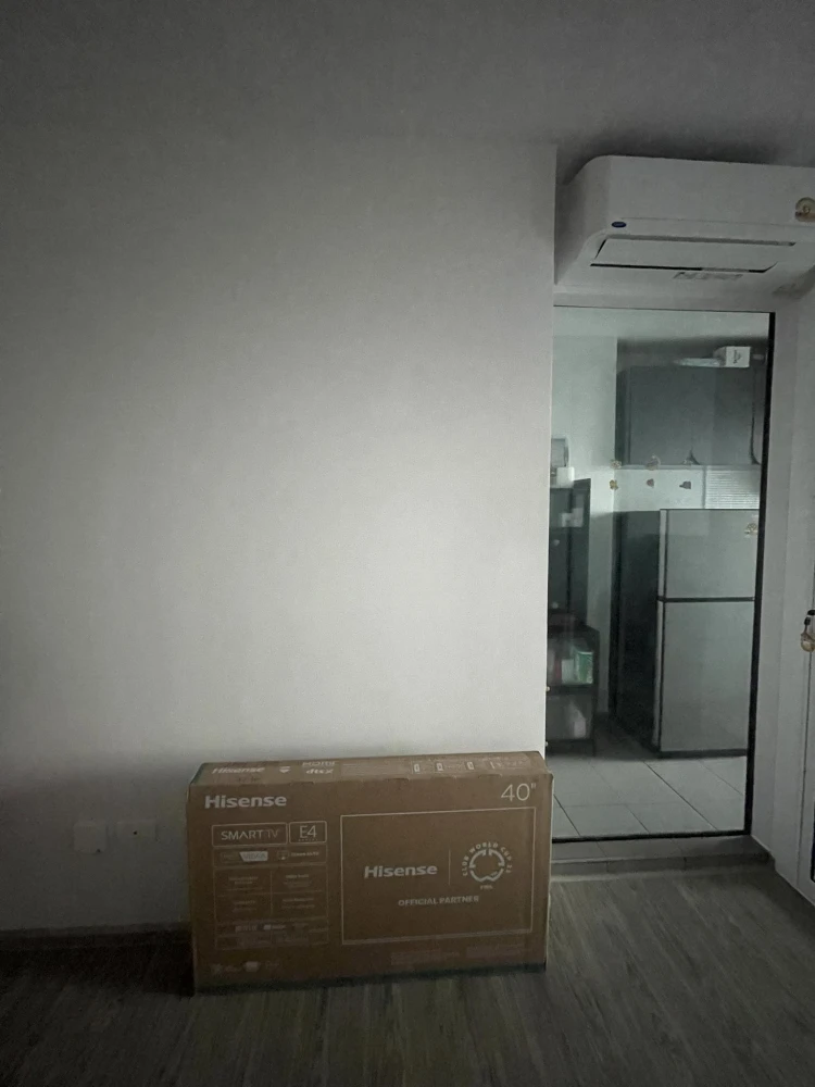 For rent: Regent Home Wuttakat, high floor unit, good ventilation, ready to move in, fully furnished, complete with appliances. Book now!
