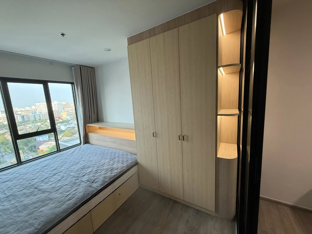 For rent: Regent Home Wuttakat, high floor unit, fully furnished, very livable. Book now!