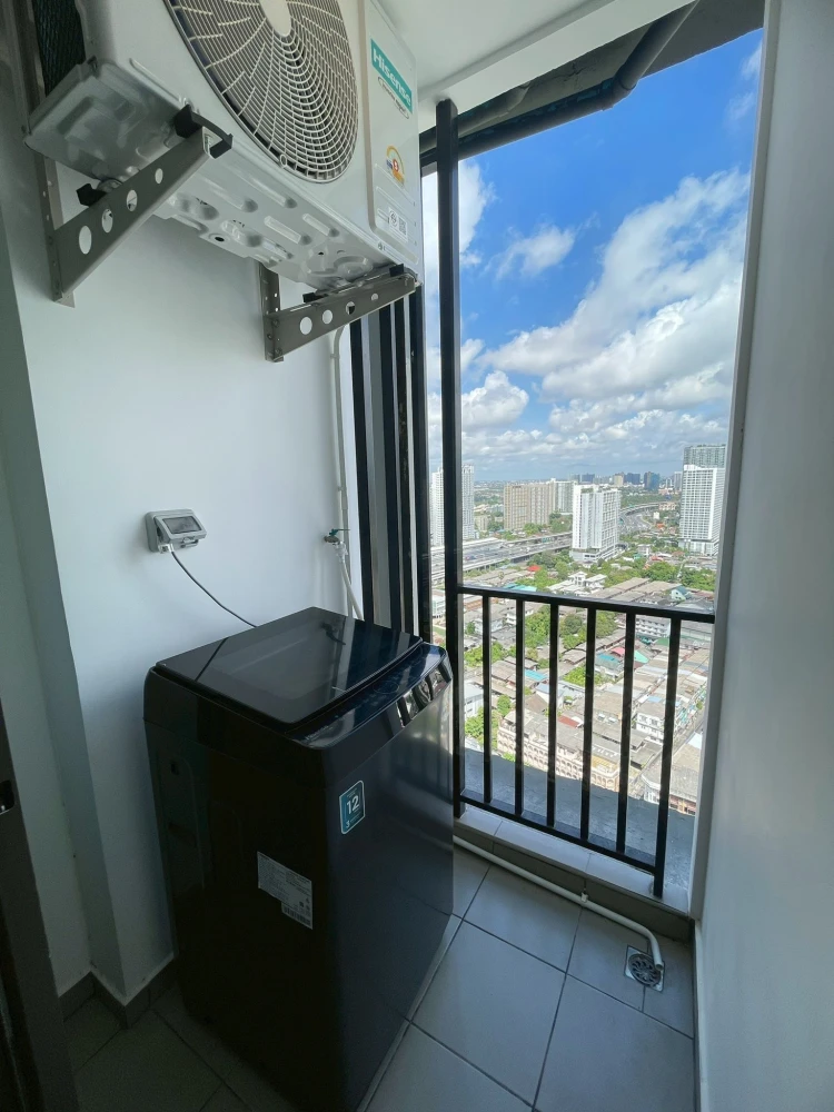 For rent: Regent Home Wuttakat, high floor unit, fully furnished. Book now!