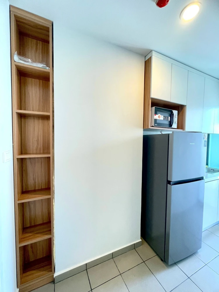 For rent: Regent Home Wuttakat, high floor unit, fully furnished. Book now!
