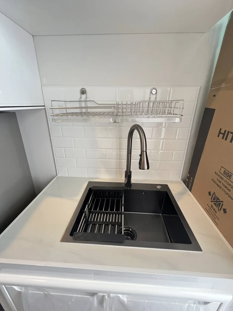 For rent: Regent Home Wuttakat, high floor unit, fully furnished, affordable price. Book now!