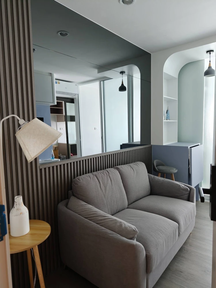 For rent: Regent Home Wuttakat, high floor unit, fully furnished. Book now!
