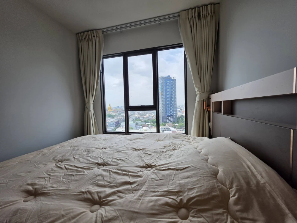 For rent: Regent Home Wuttakat. A comfortable room in a great location, fully furnished. Book now!
