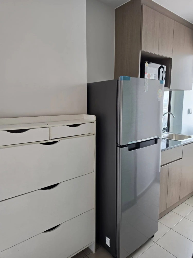 For rent: Regent Home Wuttakat. A comfortable room in a great location, fully furnished. Book now!