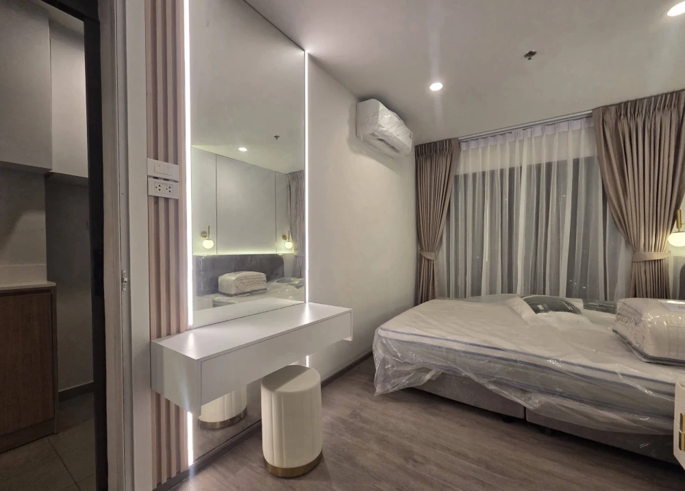 For rent: Regent Home Wuttakat, ready to move in, fully furnished, high floor with good ventilation and beautiful view. Book now!