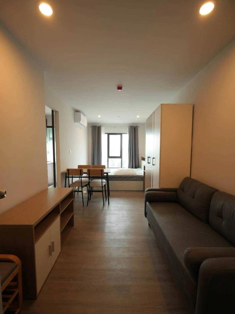 For rent: Regent Home Wuttakat, studio room, fully furnished. Just bring your bags and move in!