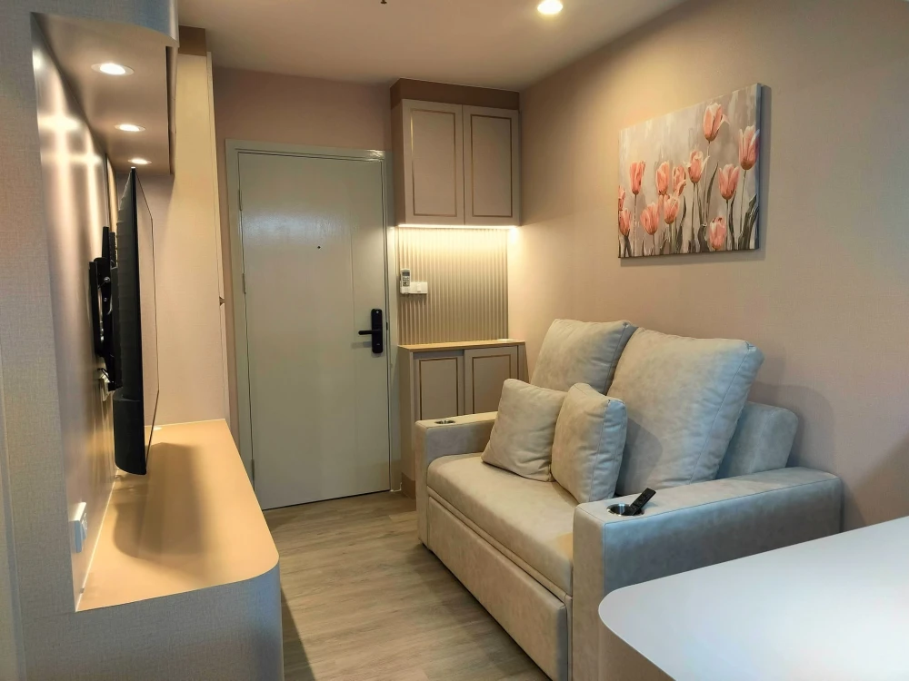 ให้เช่า Regent Home Wuttakat ห้องแต่งสวยคุมโทน บิวท์อินเฟอร์นิเจอร์อย่างดี จองด่วน