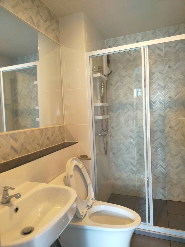 ให้เช่า Regent Home Wuttakat ห้องแต่งสวยคุมโทน บิวท์อินเฟอร์นิเจอร์อย่างดี จองด่วน