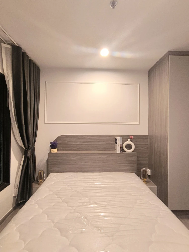 For rent: Regent Home Wuttakat, luxurious high-floor unit with stunning views. This is the rarest unit in the project, so grab it while you can!