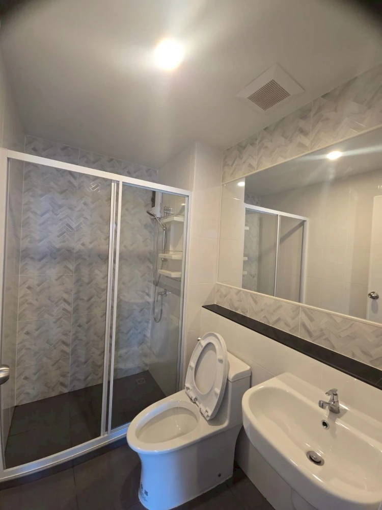ให้เช่า Regent Home Wutthakat ห้อง Build-In สวย หรู ดูแพง มีเครื่องใช้ไฟฟ้า ครบชุด บอกเลยว่าคุณต้องห้ามพลาดเด็ดขาด