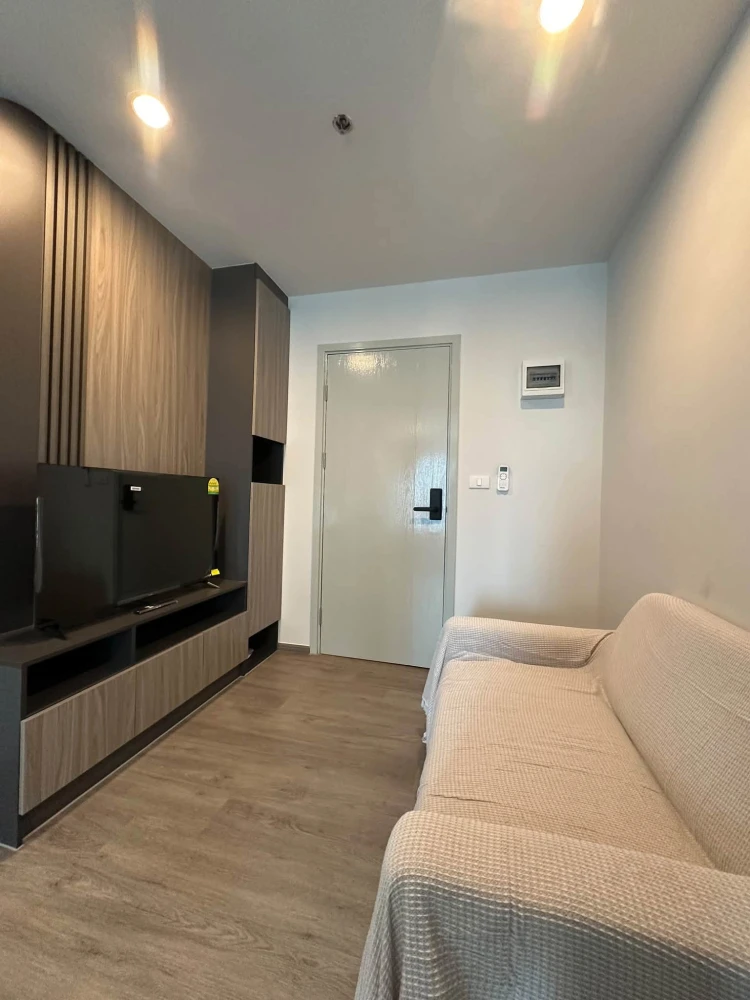 Regent Home Wutthakat for rent—featuring a well-partitioned layout with clearly defined zones. Available for booking today—don't miss out!