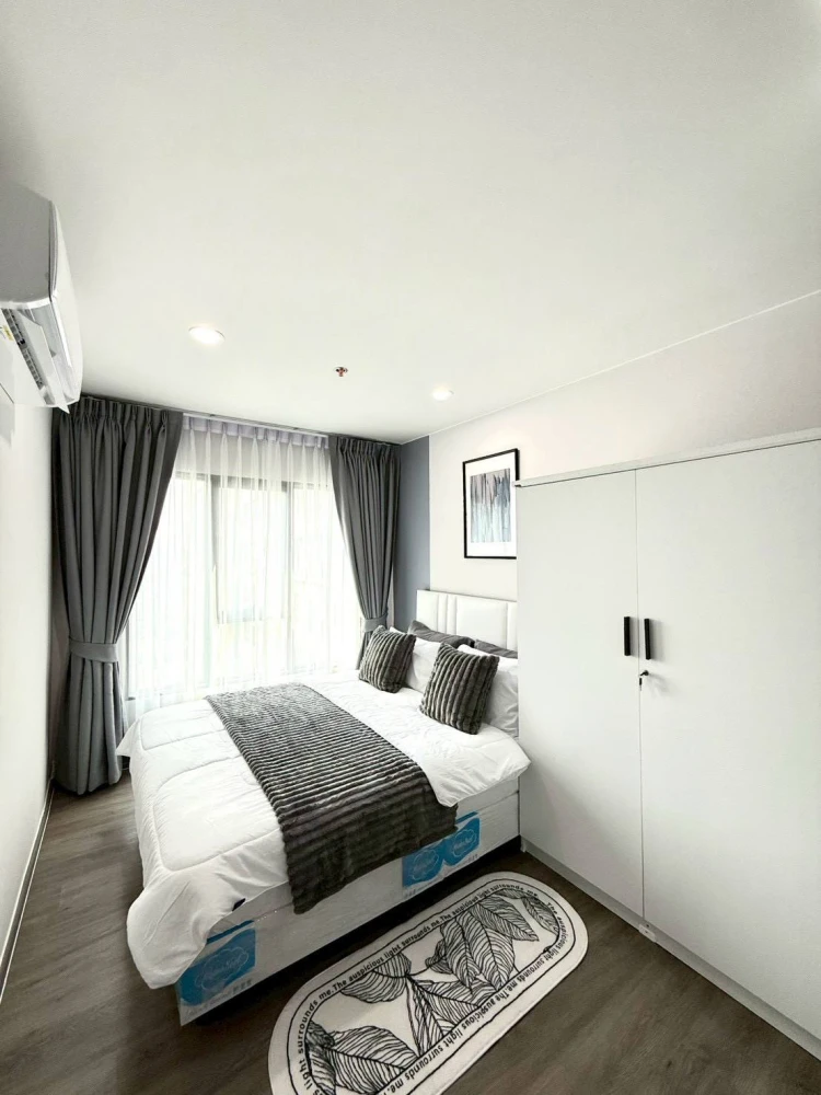 For rent: Regent Home Wutthakat, ready to move in, fully furnished, high floor. Book now!