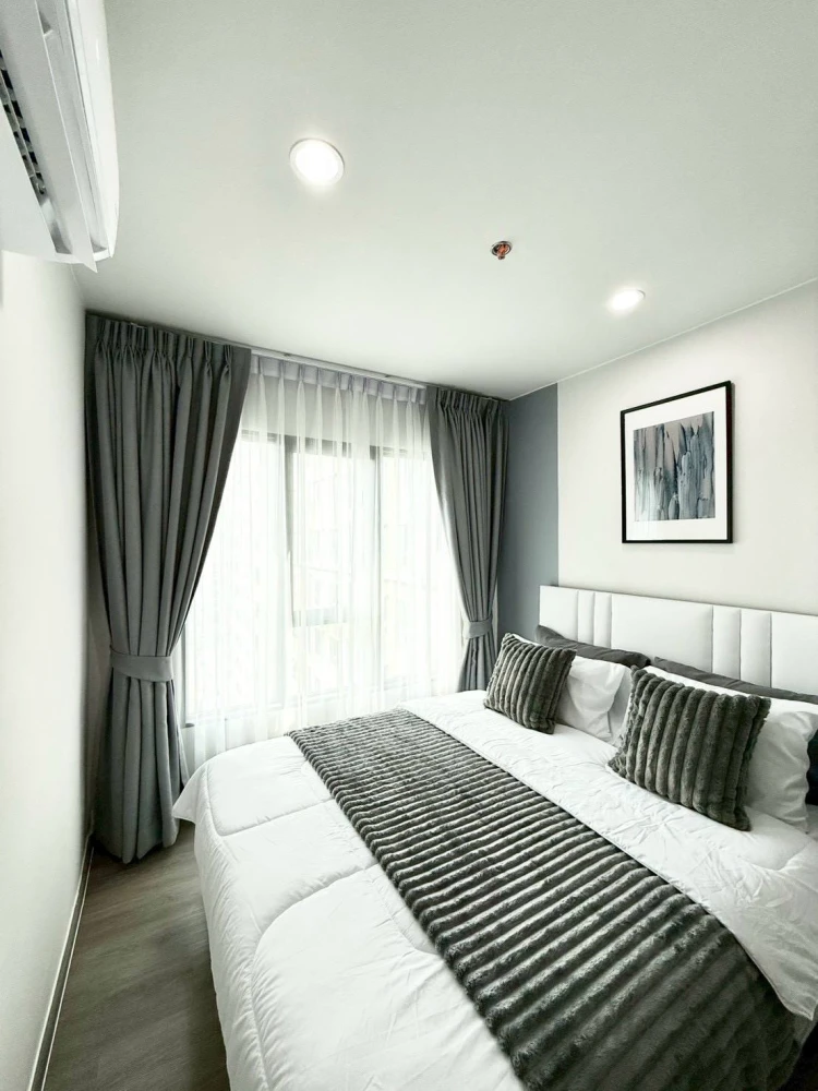 For rent: Regent Home Wutthakat, ready to move in, fully furnished, high floor. Book now!