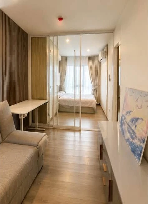 For rent: Regent Home Wutthakat, beautiful room, unobstructed view, good ventilation, no buildings blocking the view, ready to move in.