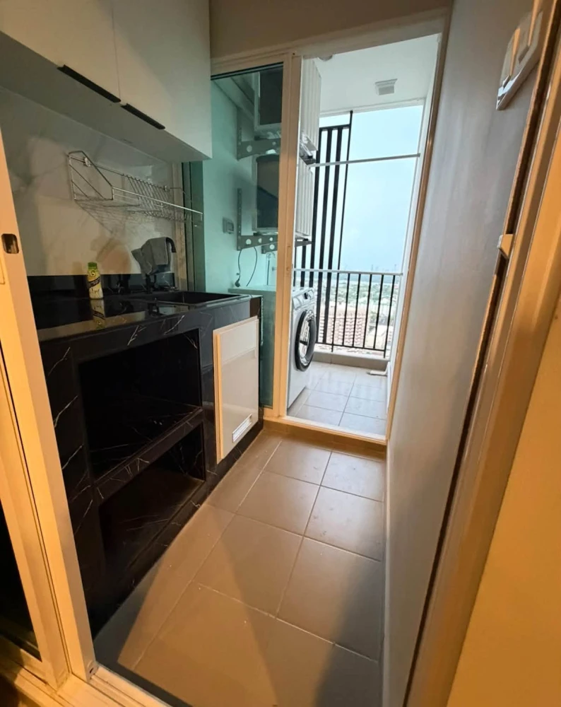 Regent Home Bangna unit for rent—well-laid-out space with clearly defined, separate zones. Great price—book yours today!