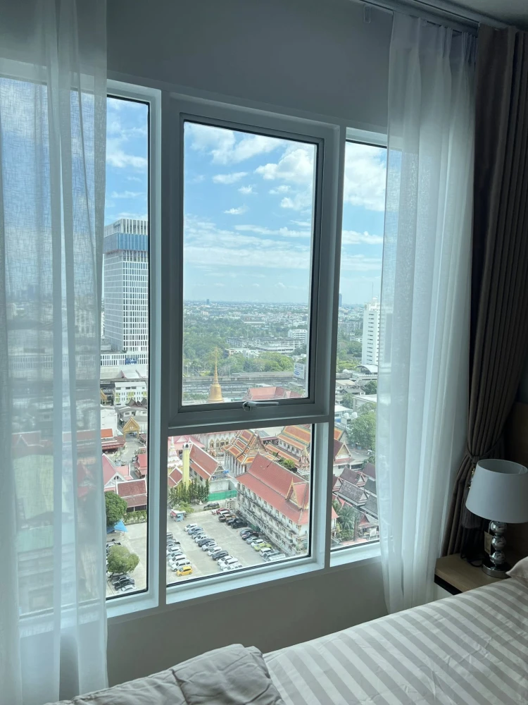 For rent: Regent Home Bangna, 25th floor, privately partitioned unit with city view of Pak Nam, unobstructed view. Book now before it's too late!