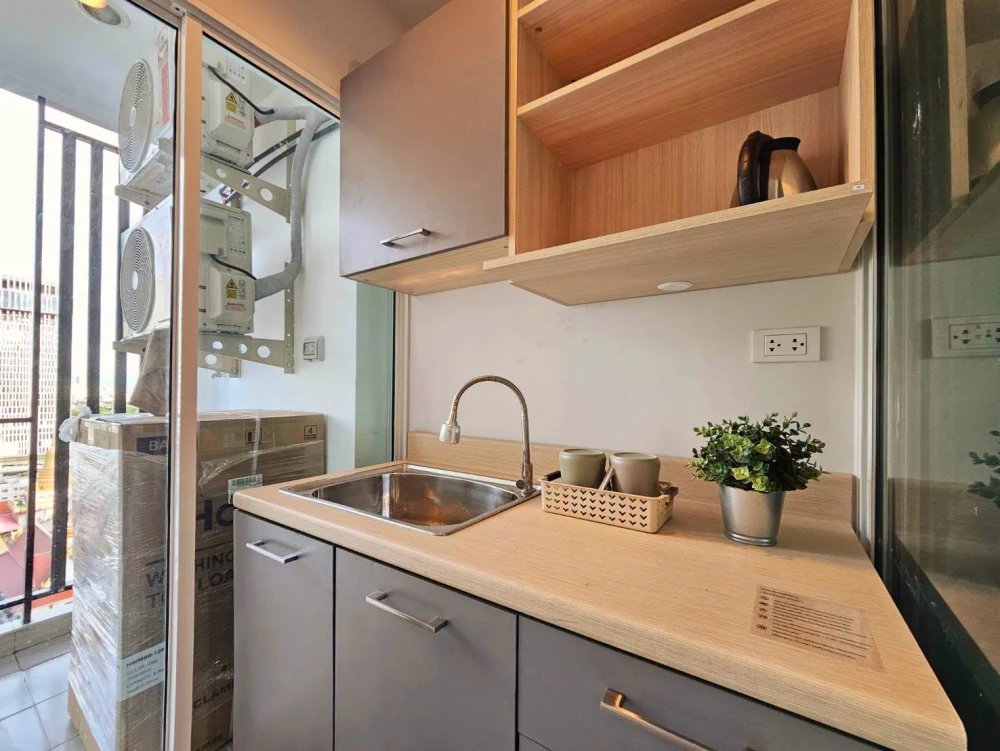 Regent Home Bangna for rent—featuring a well-partitioned layout and fully equipped amenities. Book now—don't miss out!