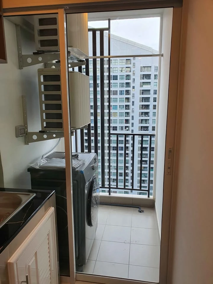 ให้เช่า Regent Home บางนา ห้องน่าอยู่ชั้นสูงเฟอร์พร้อม จองเลย
