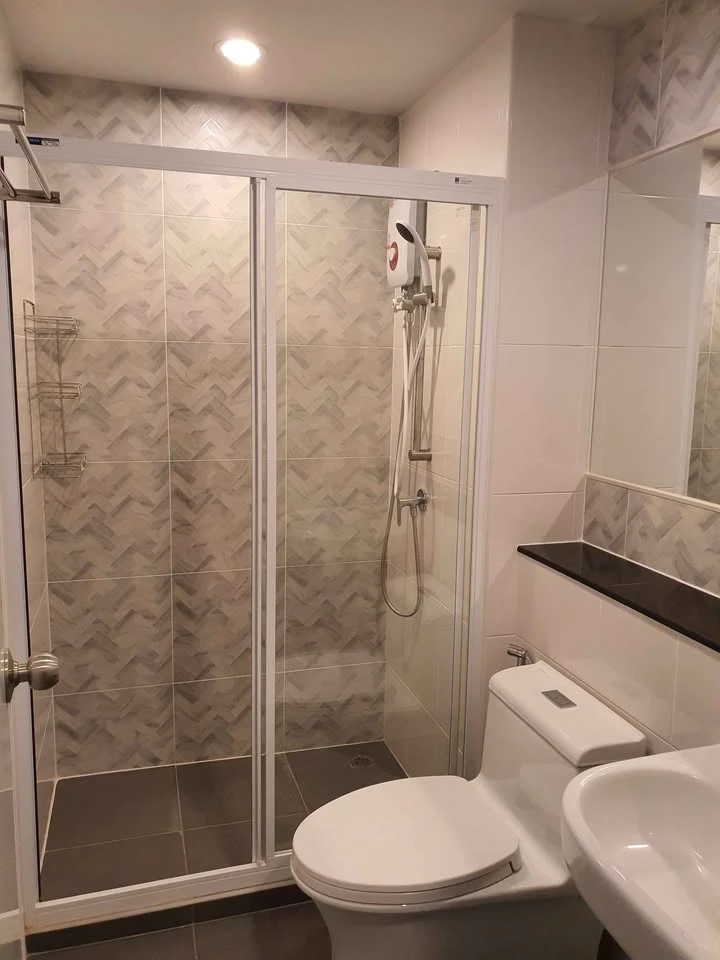 ให้เช่า Regent Home บางนา ห้องน่าอยู่ชั้นสูงเฟอร์พร้อม จองเลย