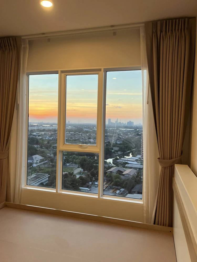 For rent: Regent Home Bangna, corner room, private, special plan, large room, Building B, high floor, river view, ready to move in.