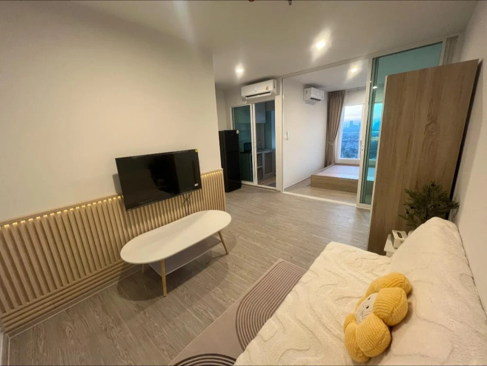 For rent: Regent Home Bangna, corner room, private, special plan, large room, Building B, high floor, river view, ready to move in.