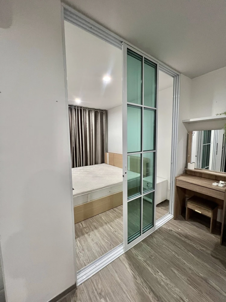 For rent: Regent Home Sukhumvit 97/1, clearly separated room, fully furnished, appliances included, just bring your suitcase and move in.